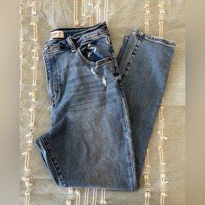 Abercrombie Curve Love High Rise Skinny ankle Jean